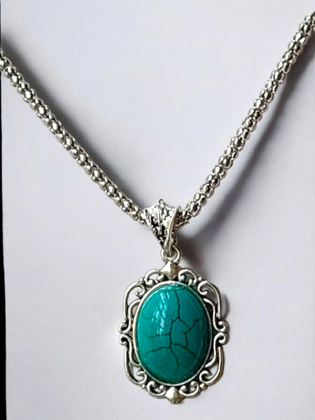 Vintage Turquoise Jewelry Set – Necklace, Bracelet & Earrings