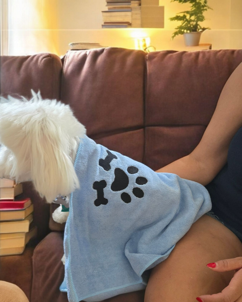 Pet Essentials Bundle – Microfiber Towel & Waste Bag Dispenser Set for Dogs