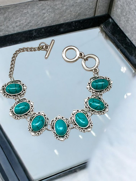 Vintage Turquoise Jewelry Set – Necklace, Bracelet & Earrings