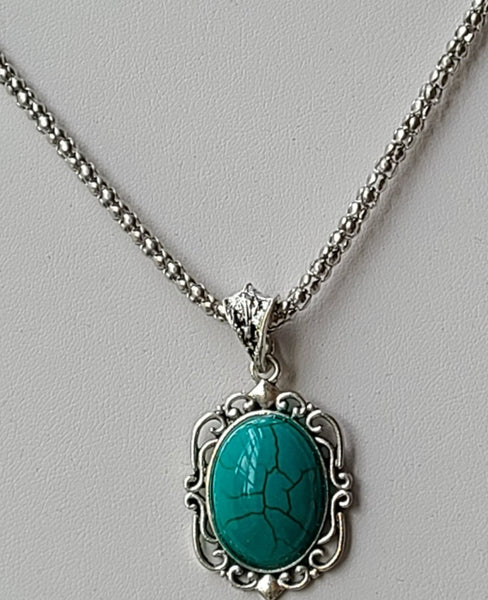 Vintage Turquoise Jewelry Set – Necklace, Bracelet & Earrings