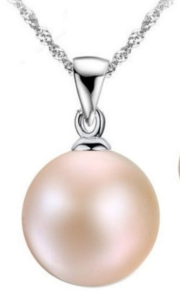 Classic Pearl Jewelry Set – Necklace & Earrings in White or Champagne