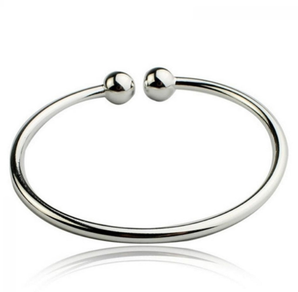 Smoth Bangle Bracelet