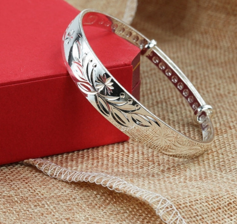 Adjustable Silver Bangle