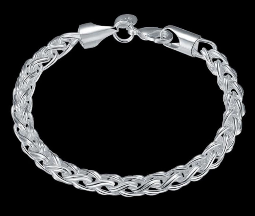 Twisted Link Bracelet