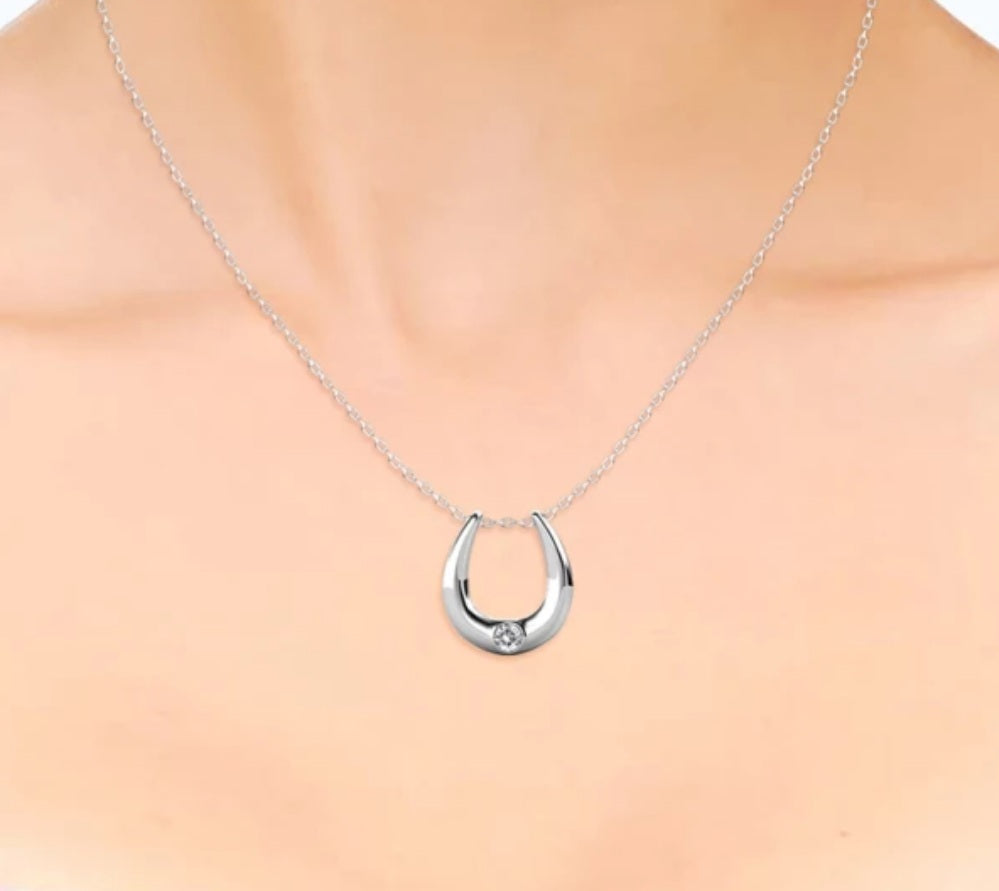 Horseshoe Single Crystal Pendant