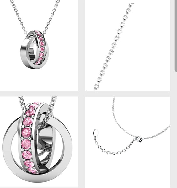 Interlocking Pendant Necklace.